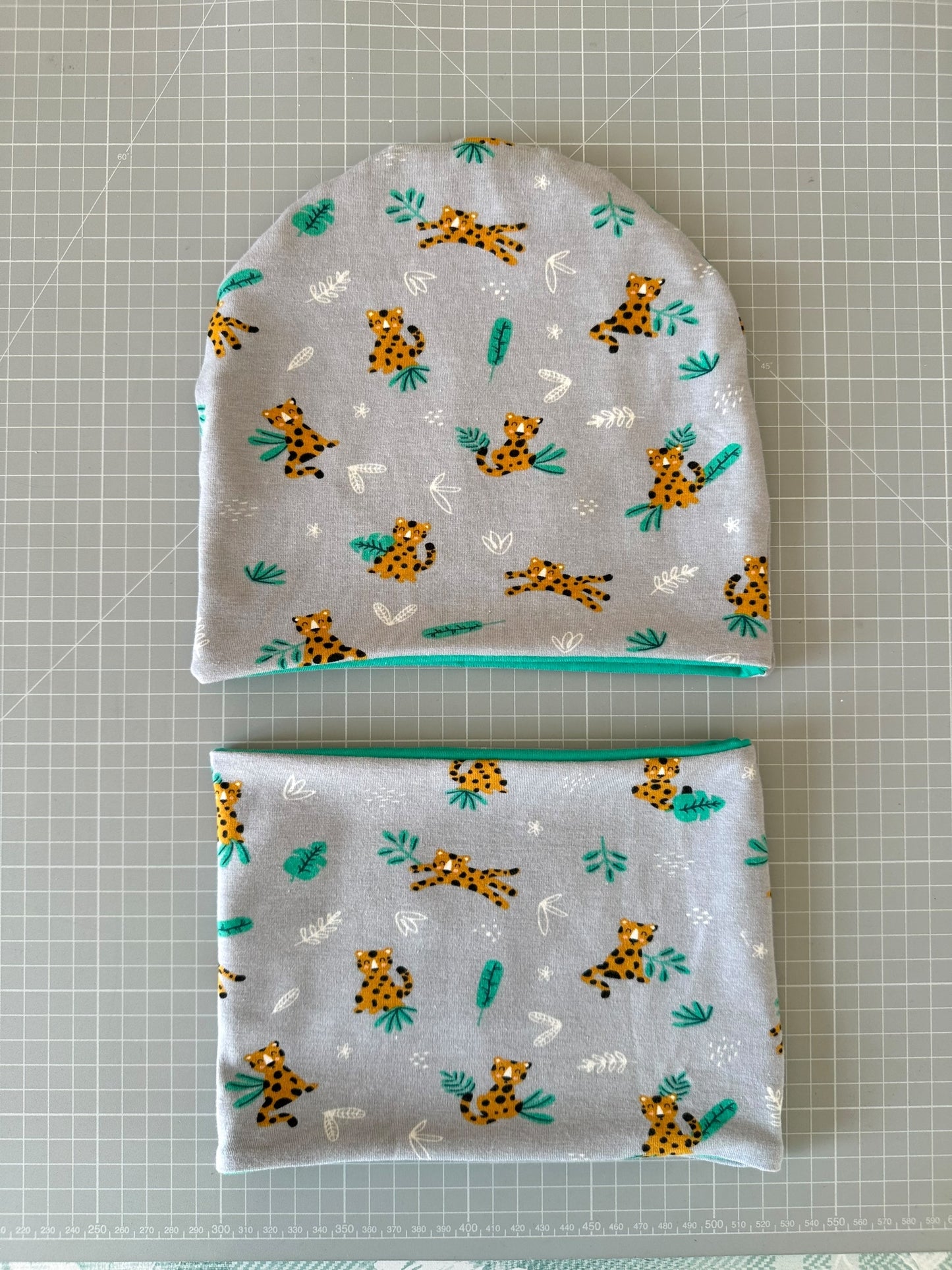 Cappello e scaldacollo bambino taglia 3 anni