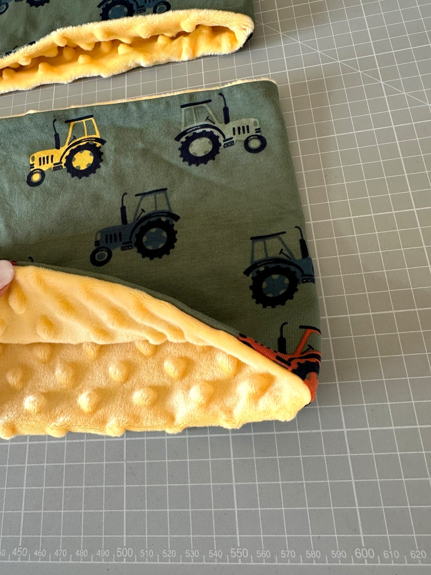 Cappello e scaldacollo bambino taglia 5 anni