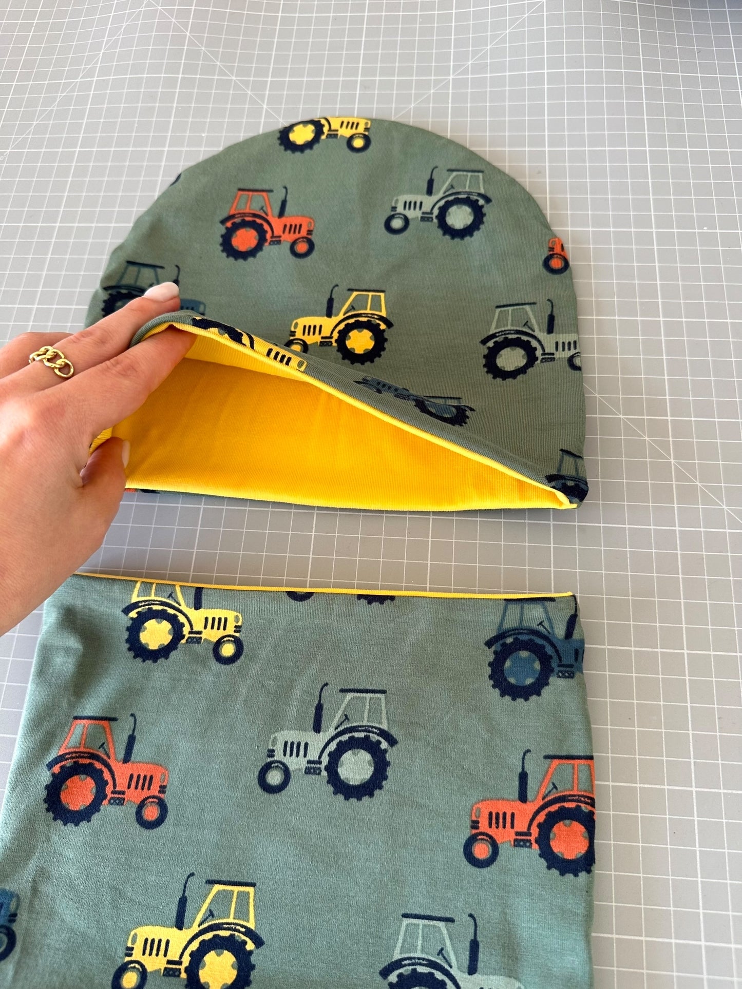 Cappello e scaldacollo bambino taglia 1 anno