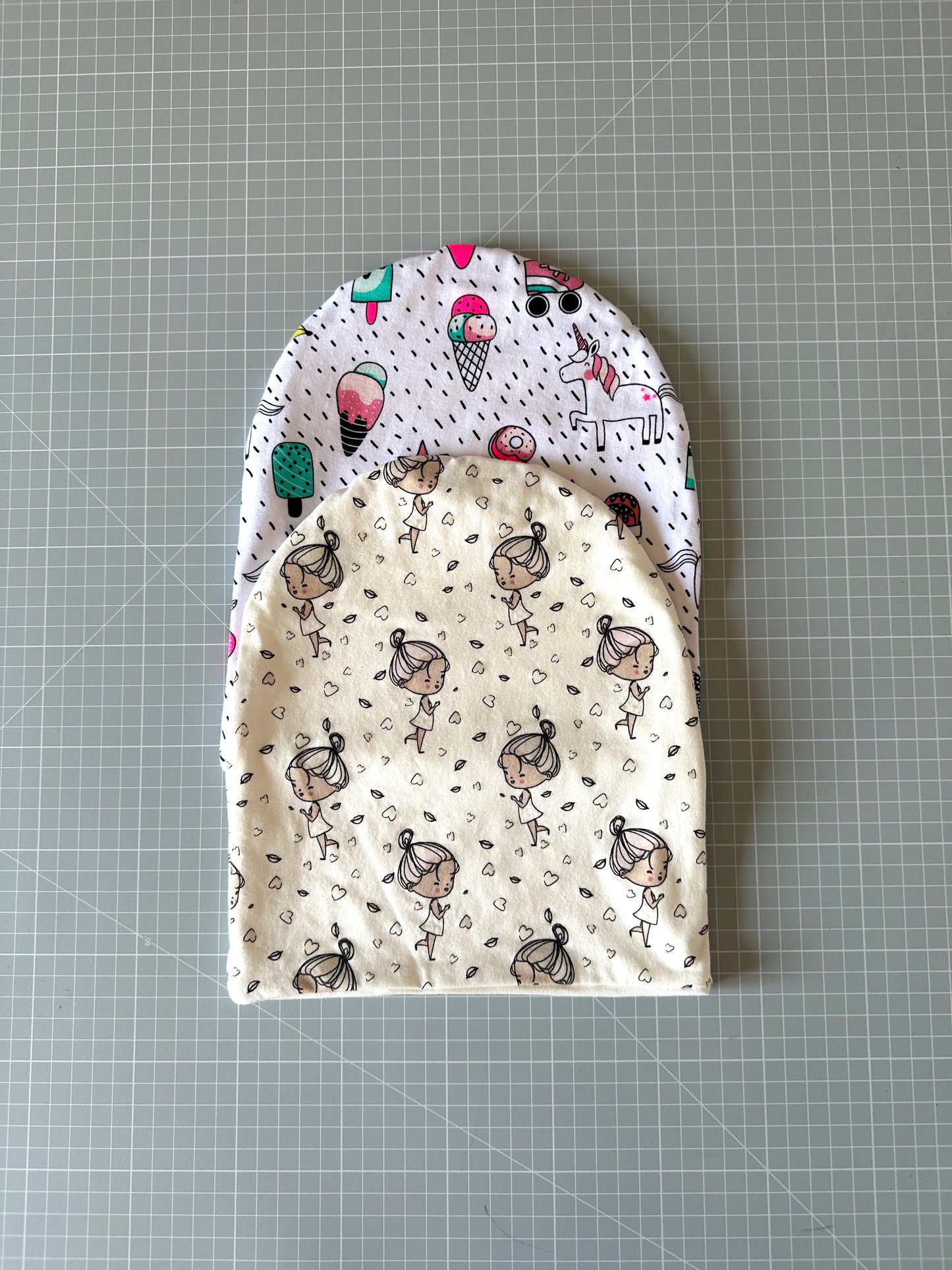 2 Cappelli bambina taglia 5 anni