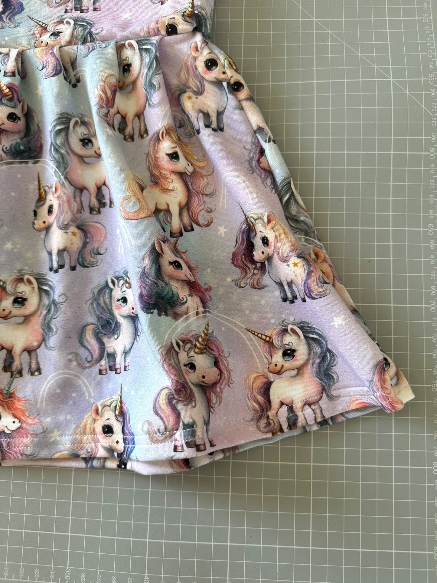 Abitino estivo e fascia capelli abbinata