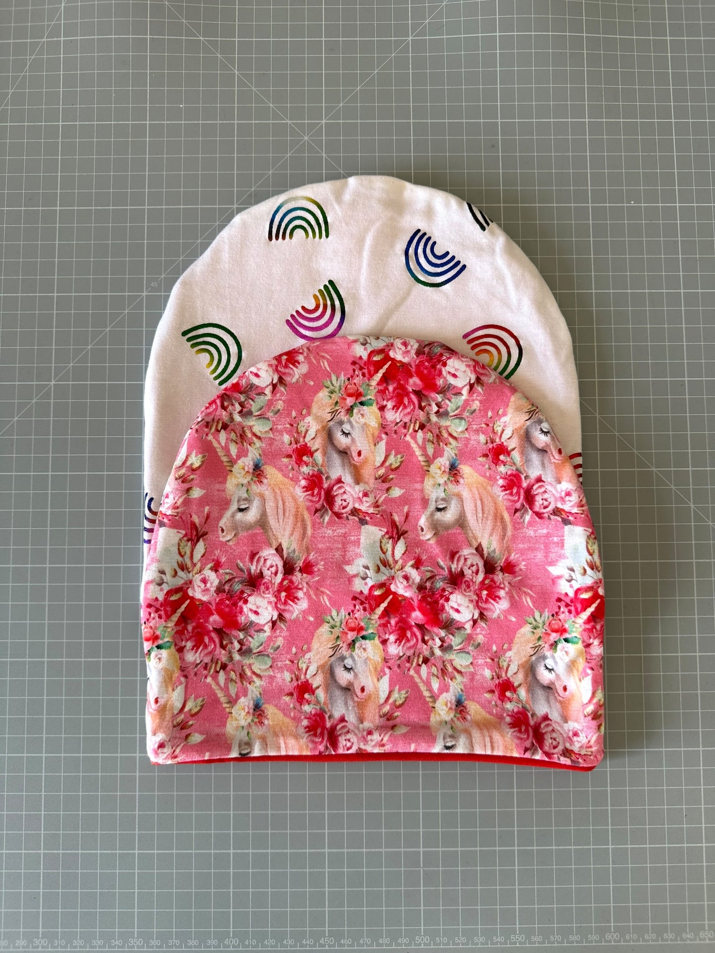 2 Cappelli bambina taglia 6 anni