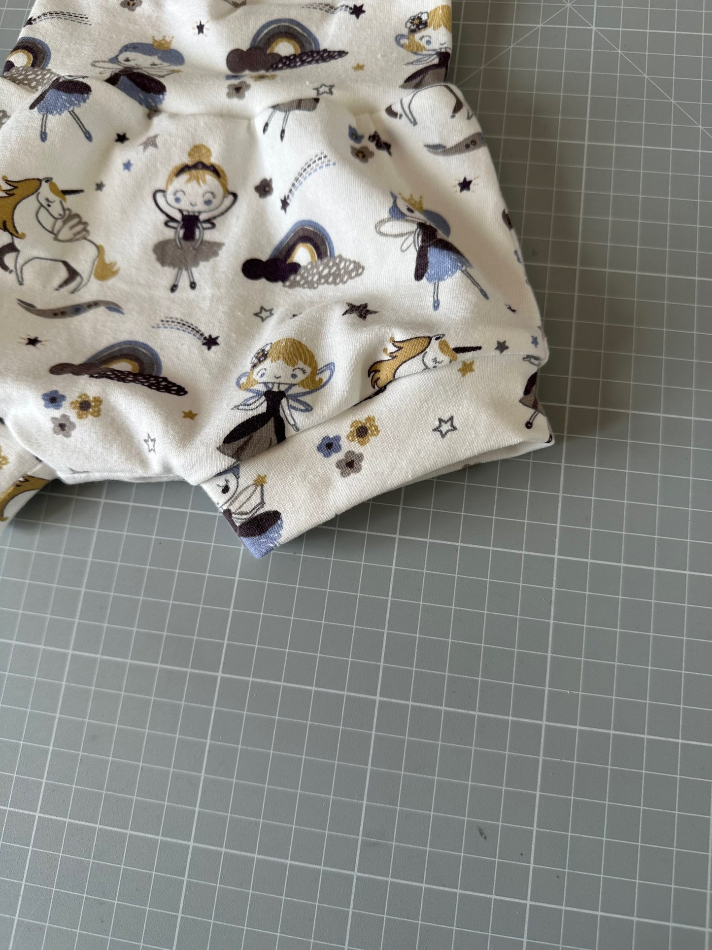 Completo pantaloncino e fascia capelli