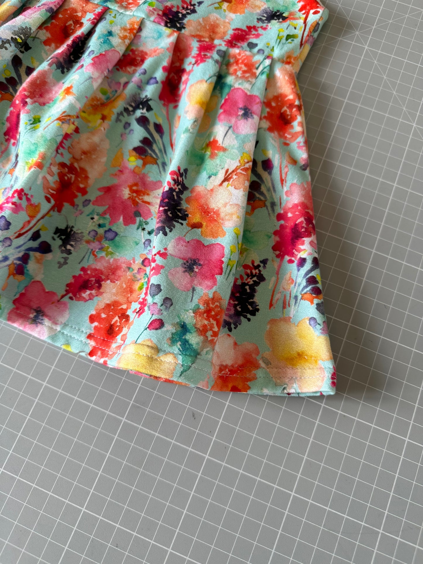 Abitino estivo e fascia capelli abbinata