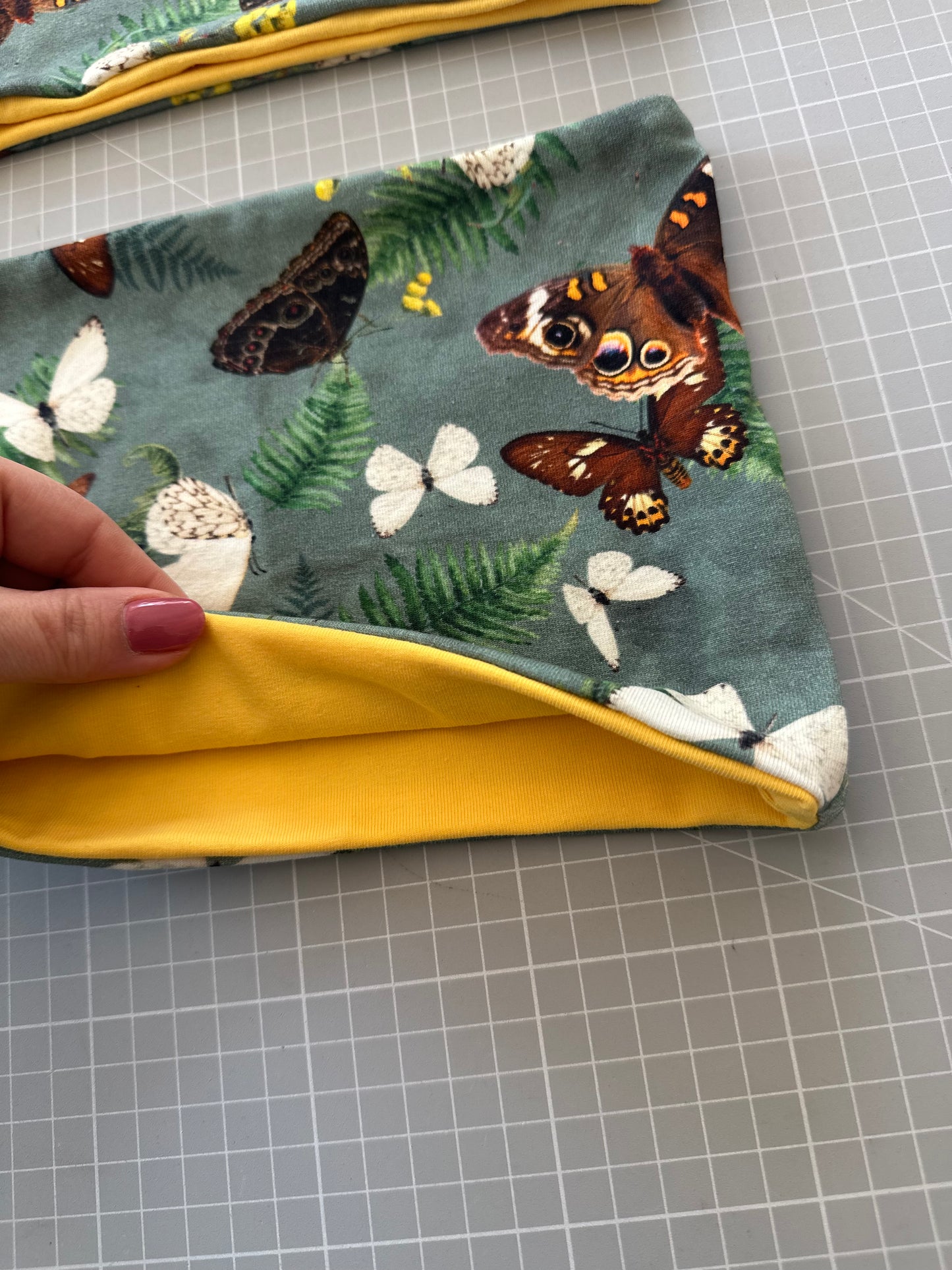 Cappello e scaldacollo bambina taglia  6 anni