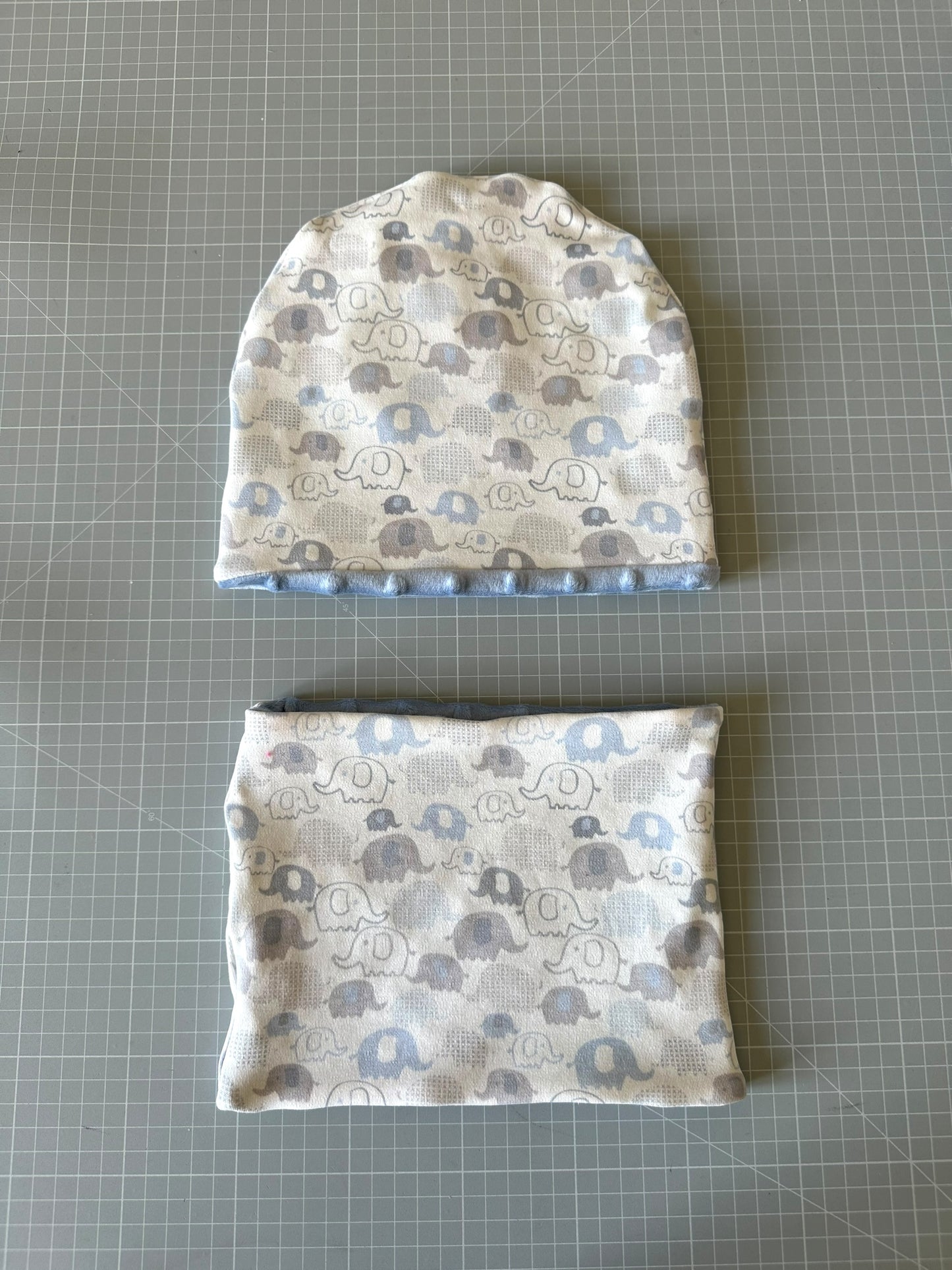 Cappello e scaldacollo bambino taglia 3 anni