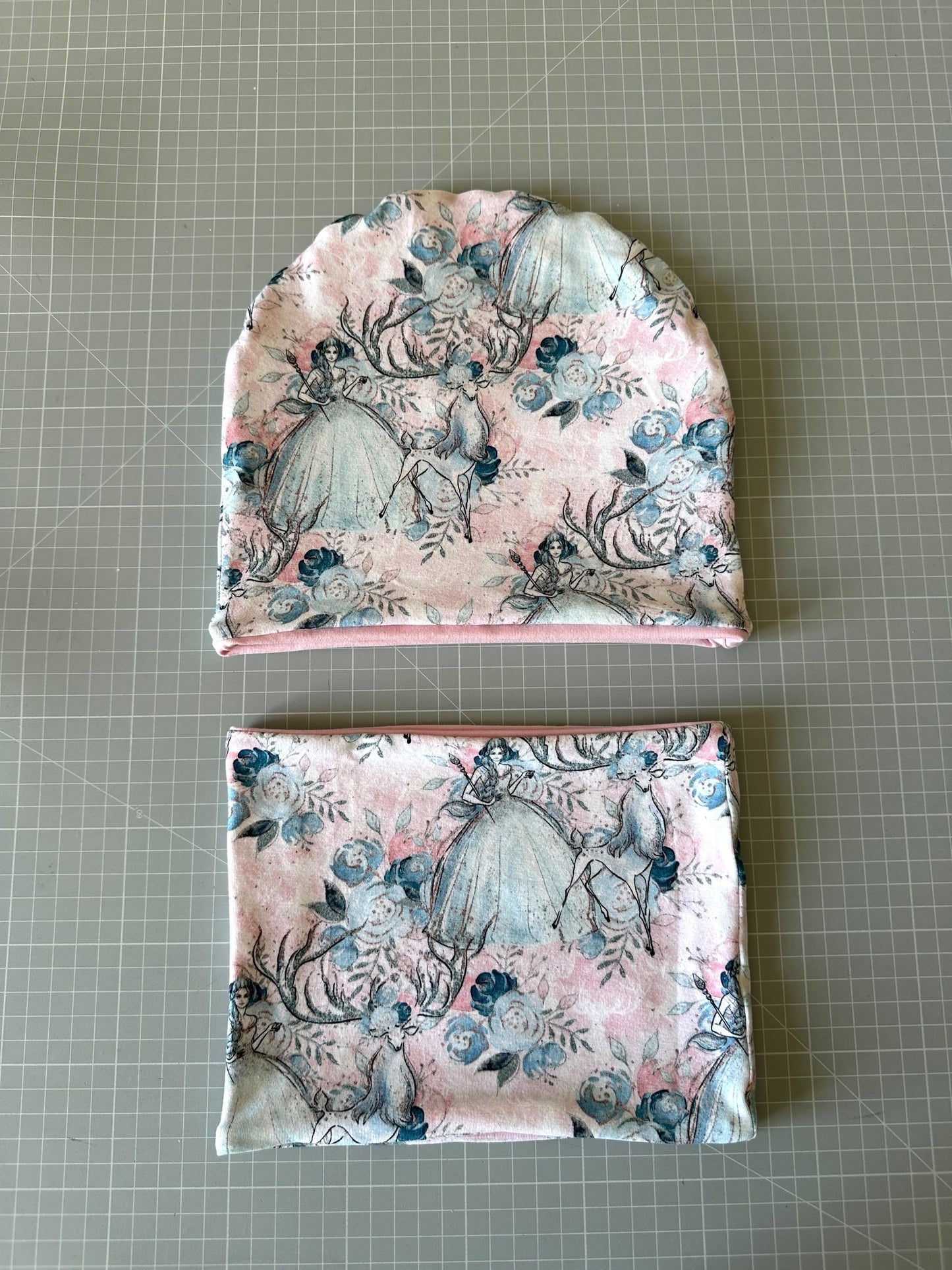 Cappello e scaldacollo bambina taglia  7 anni