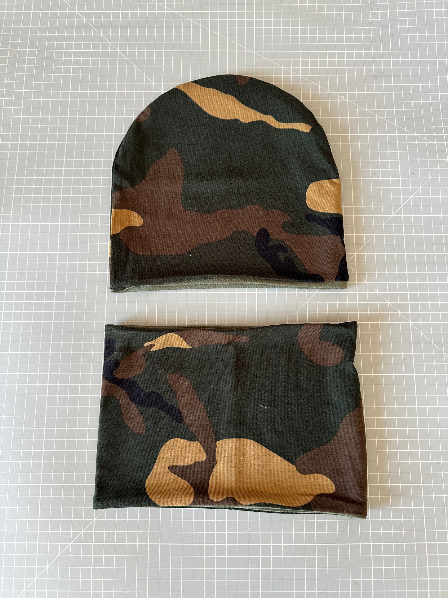 Cappello e scaldacollo bambino taglia 4 anni